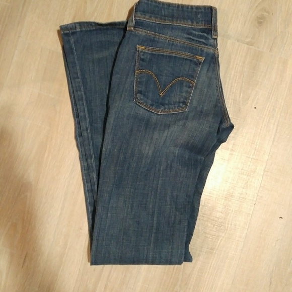 levis 479 booty flare fit